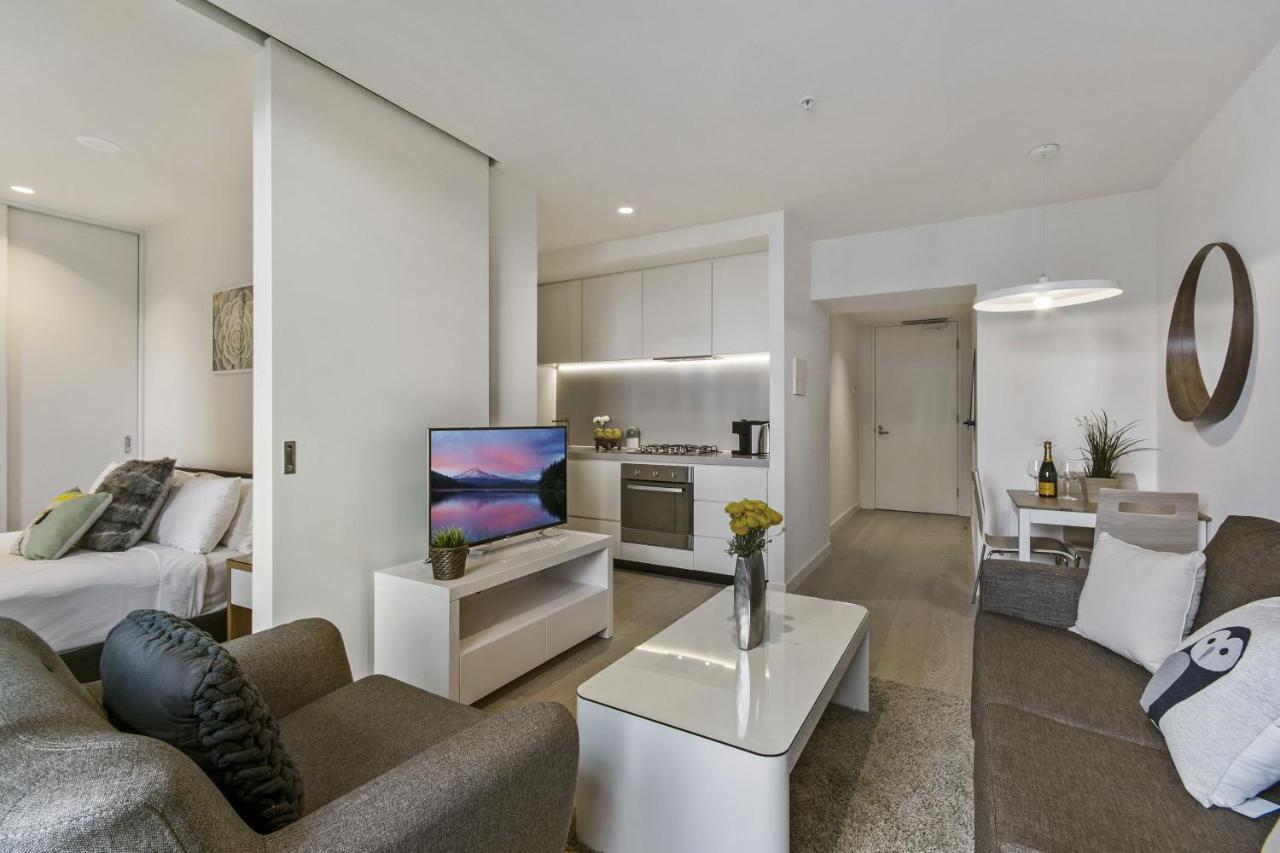 Serviced Apartments Melbourne - Empire ภายนอก รูปภาพ